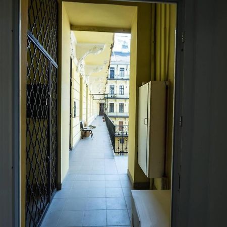Brand New Studio With Aircon In The Center Budapeste Exterior foto